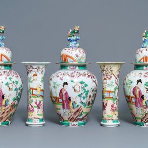 Een vijfdelig famille rose-stijl chinoiserie kaststel, Bayeux, Frankrijk, 19e eeuw — foto 3