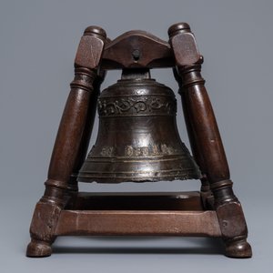 Een Vlaamse bronzen bel met inscriptie: 'Gegoten te Brugge door F. Brondel', 19e eeuw — foto 2