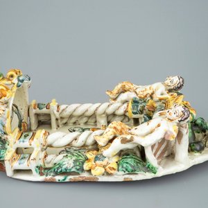 Een wijwatervat in Italiaanse majolica, Ariano Irpino, 18e eeuw — foto 5