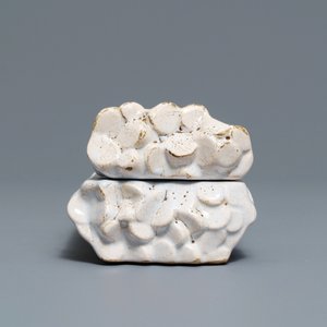 Een witte Brussels aardewerken asperge terrine, 18e eeuw — foto 5