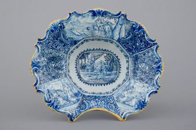Een zeer fijn Delfts aardewerken scheerkom met bijbels decor en gedateerd 1803