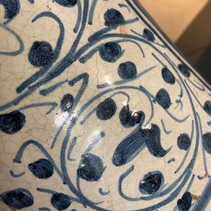 Een zeer grote albarello in Italiaanse majolica, Deruta, 17e eeuw — foto 13