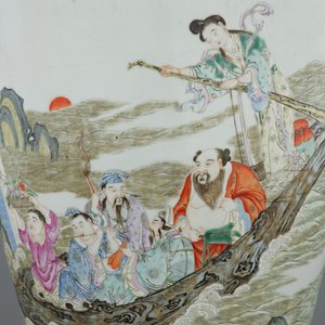Een zeer grote fijne Chinese famille rose vaas, 18/19e eeuw — foto 9