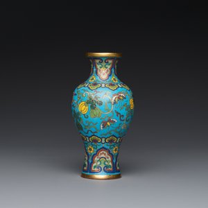 Een zeer mooie Chinese cloisonné vaas met turquoise fondkleur, Qianlong — foto 3