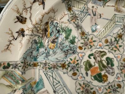 Een zeldzaam 30-delig KPM porseleinen servies met Cantonees famille verte beschildering, China en Duitsland, 19e eeuw — foto 5