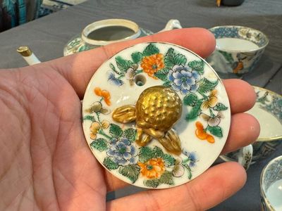 Een zeldzaam Chinees Canton famille verte 27-delig theeservies, 19e eeuw — foto 41