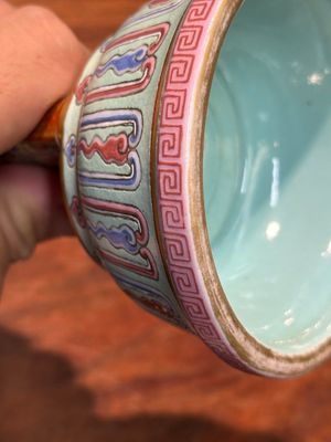 Een zeldzaam Chinees famille rose boeddhistisch altaarornament, Qianlong merk en periode — foto 14