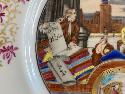 Een zeldzaam in Europa gedecoreerd Chinees exportporseleinen bord met textielhandelaars, Qianlong — foto 6