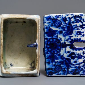 Een zeldzame blauw-witte Perzische geldkoffer, Qajar, Iran, 18/19e eeuw — foto 8