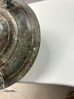 Een zeldzame Chinese archaïsche met zilver ingelegde bronzen cosmetica doos en deksel, 'lian', Westelijke Han — foto 23