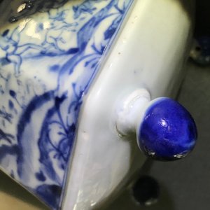 Een zeldzame Chinese blauwwitte koffiekan met "Europa en de stier", Kangxi — foto 29