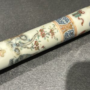 Een zeldzame Chinese famille rose opiumpijp met verhalende decors, 19e eeuw — foto 37