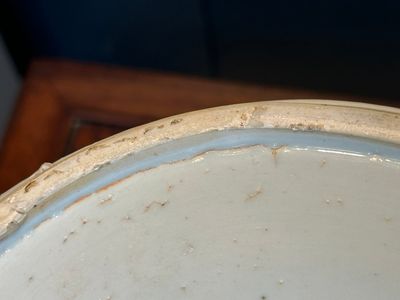 Een zeldzame en bijzondere Chinese blauw-witte vaas met floraal decor, Kangxi — foto 12