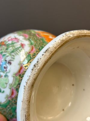 Een zeldzame grote Chinese Canton famille rose kan, 19e eeuw — foto 11