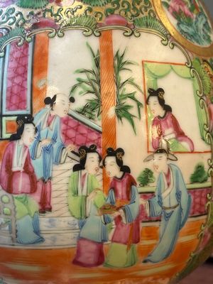 Een zeldzame grote Chinese Canton famille rose kan, 19e eeuw — foto 8