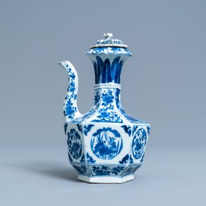 Een zeldzame octagonale Chinese blauw-witte kendi met deksel, Kangxi — foto 2