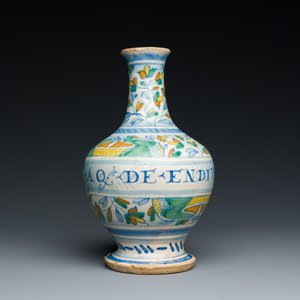 Een zeldzame polychrome Antwerpse majolica apothekersfles met opschrift AQ DE ENDIV, midden 16e eeuw — foto 1