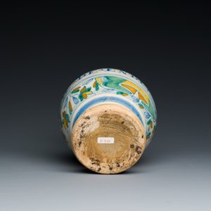 Een zeldzame polychrome Antwerpse majolica apothekersfles met opschrift AQ DE ENDIV, midden 16e eeuw — foto 6