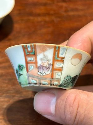 Een zeldzame set van tien Chinese famille rose kommen in oplopend formaat met erotisch decor, Daoguang merk en periode — foto 12