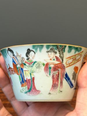 Een zeldzame set van tien Chinese famille rose kommen in oplopend formaat met erotisch decor, Daoguang merk en periode — foto 35