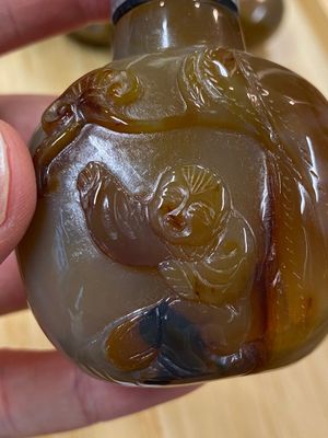 Eight Chinese agate, hardstone and quartz snuff bottles, 19/20th C. — 照片 25