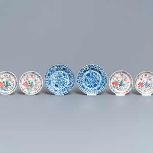 Eight Chinese blue and white and famille rose cups and saucers and three plates, Kangxi/Qianlong — photo 4
