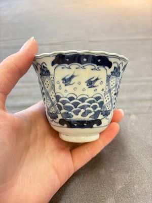 Eight Chinese blue and white cups and saucers, Kangxi mark, 19th C. — foto 31