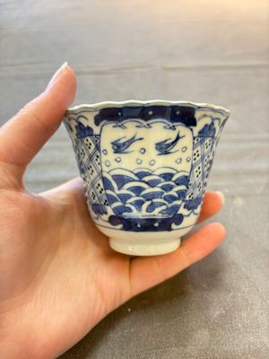 Eight Chinese blue and white cups and saucers, Kangxi mark, 19th C. — foto 42