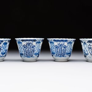 Eight Chinese blue and white cups and saucers, Kangxi mark, 19th C. — foto 3