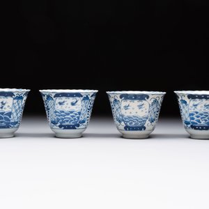 Eight Chinese blue and white cups and saucers, Kangxi mark, 19th C. — foto 8