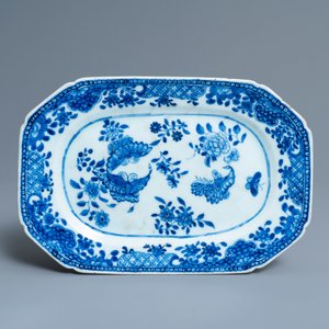 Eight Chinese blue and white dishes, a platter and three covered boxes, Yongzheng and later — photo 9
