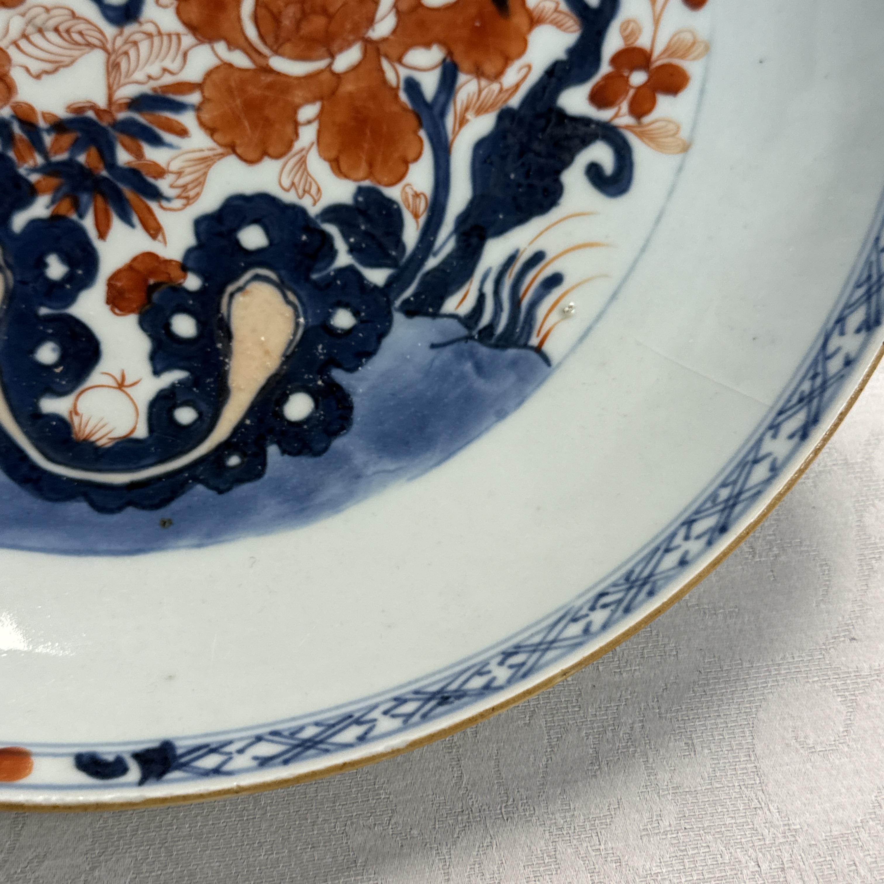 Eight Chinese blue and white plates and an Imari-style dish — photo 110