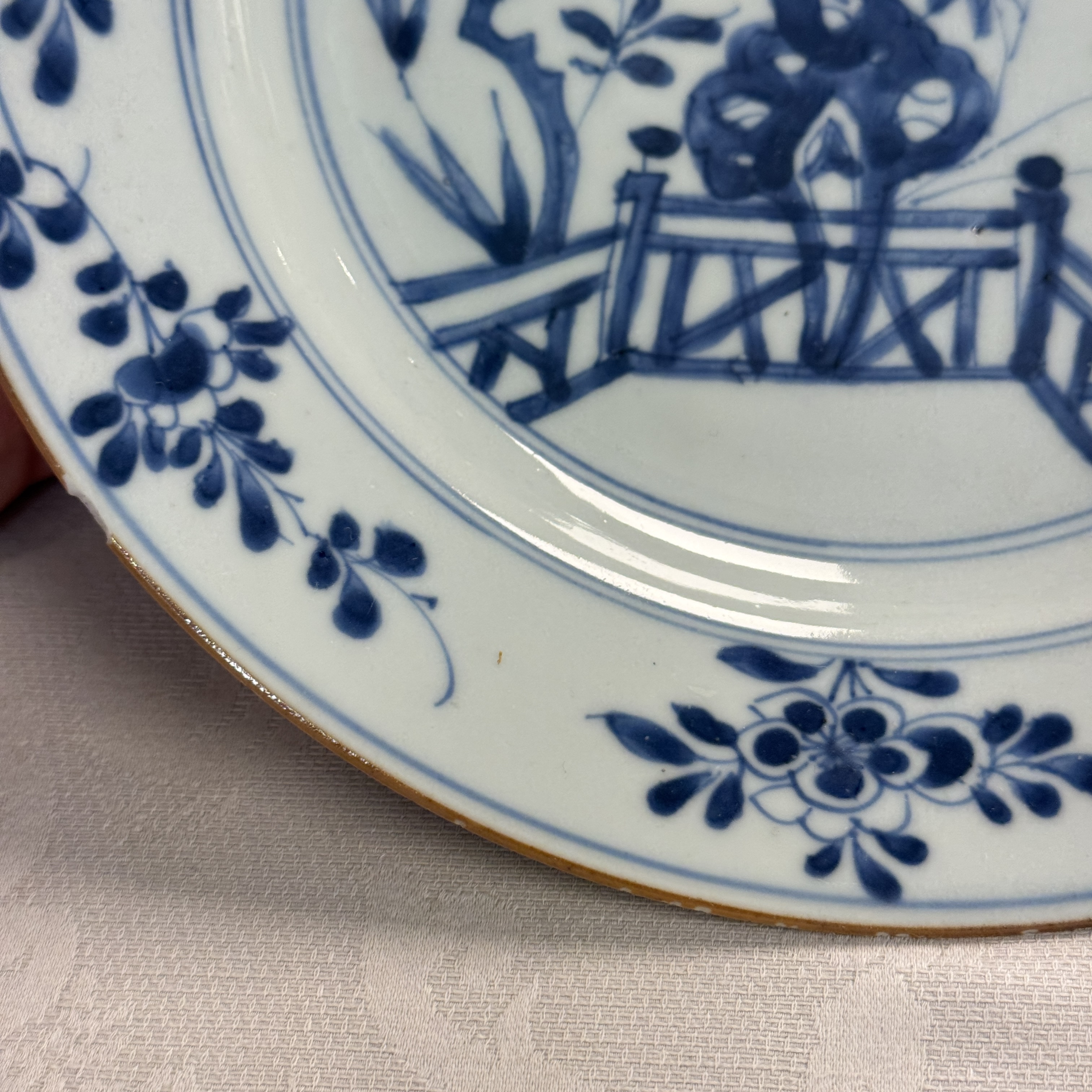 Eight Chinese blue and white plates and an Imari-style dish — photo 4