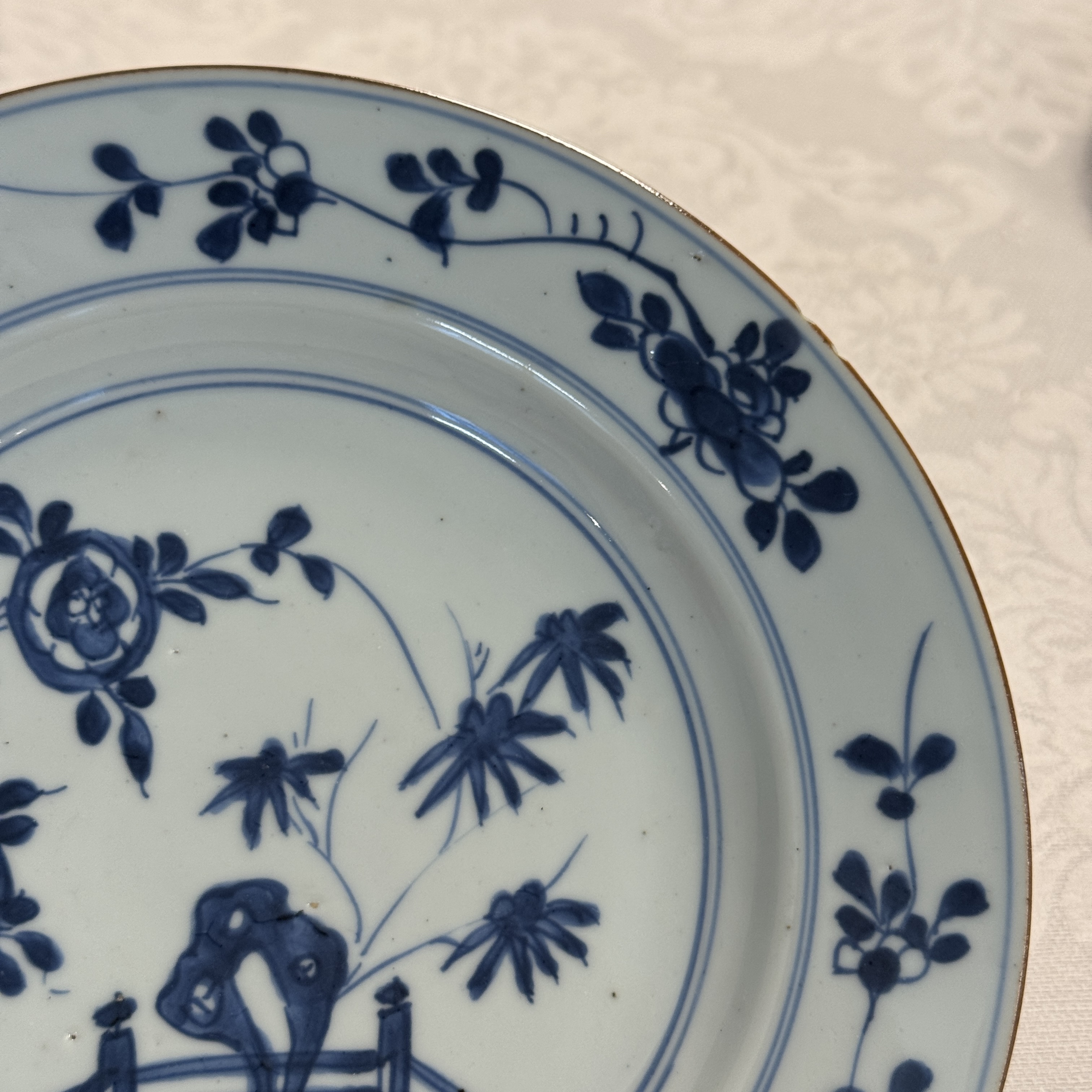 Eight Chinese blue and white plates and an Imari-style dish — photo 18