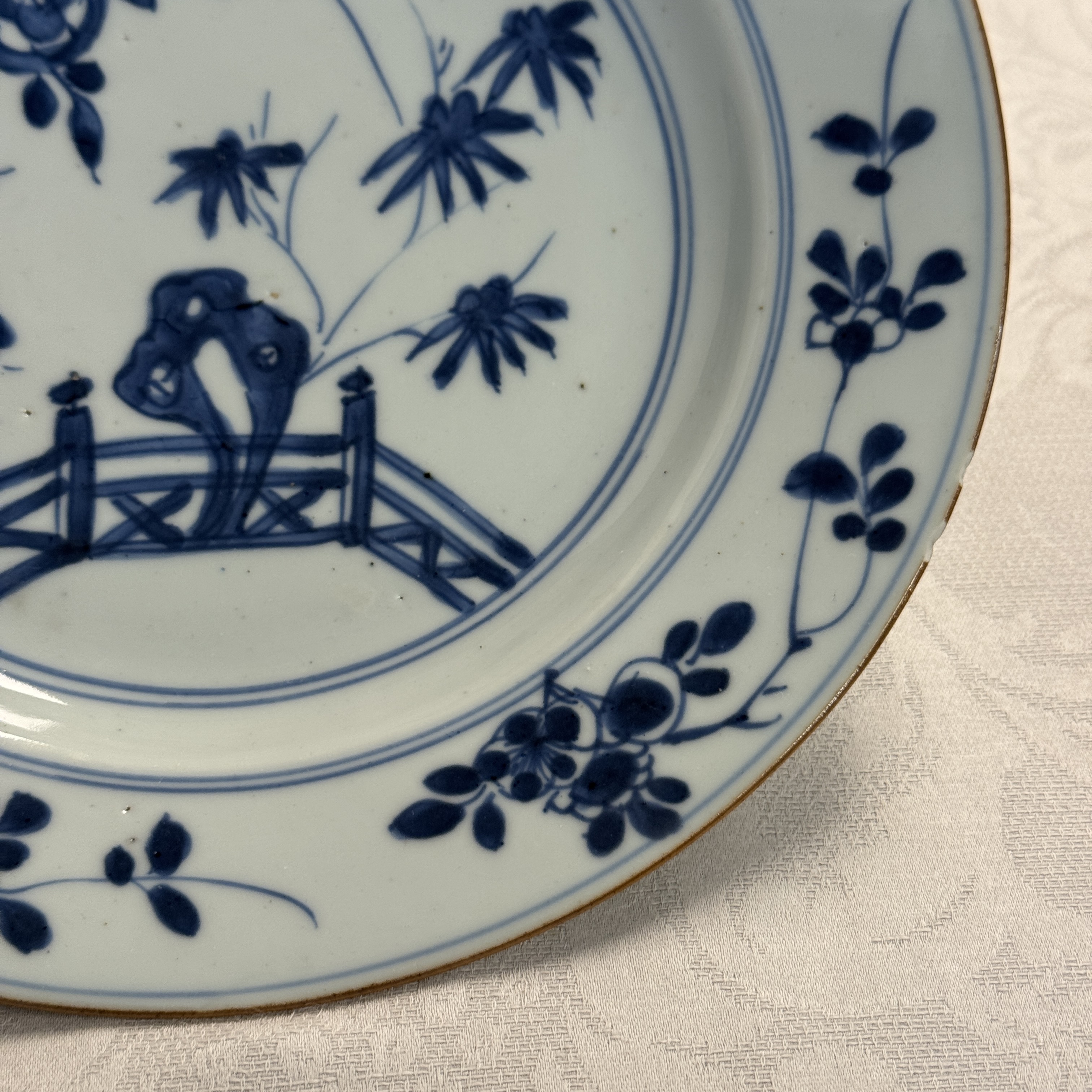 Eight Chinese blue and white plates and an Imari-style dish — photo 19