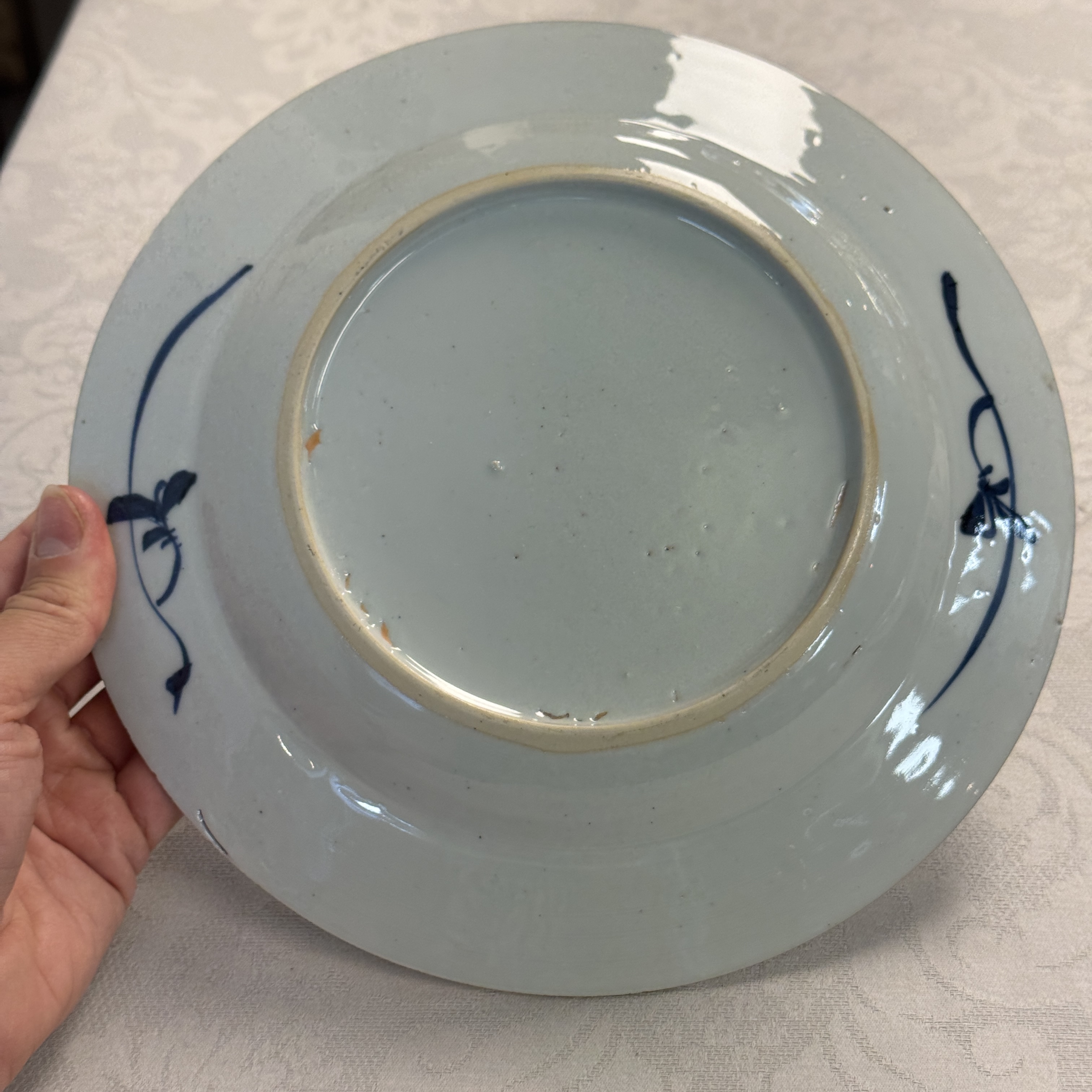 Eight Chinese blue and white plates and an Imari-style dish — photo 21
