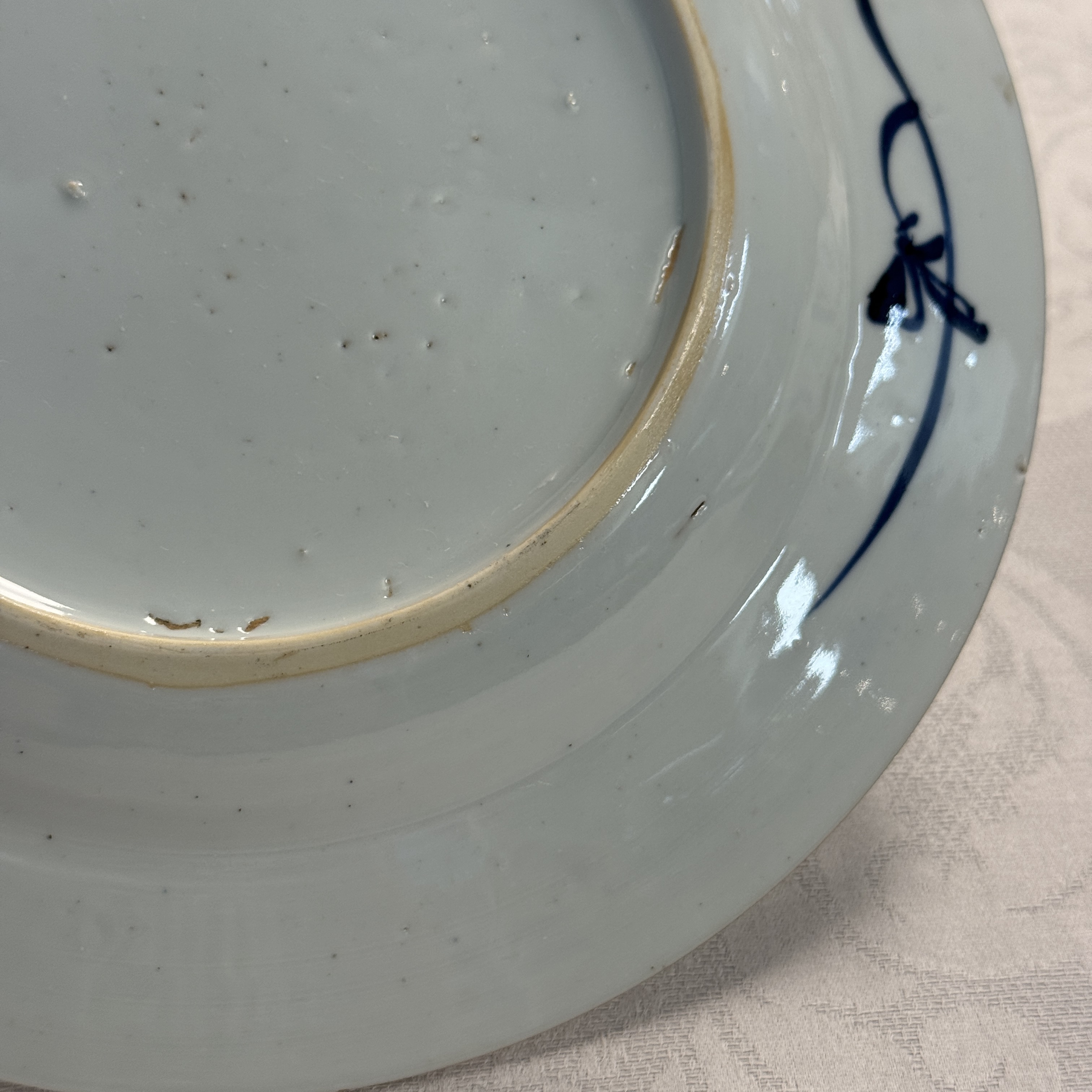 Eight Chinese blue and white plates and an Imari-style dish — photo 26
