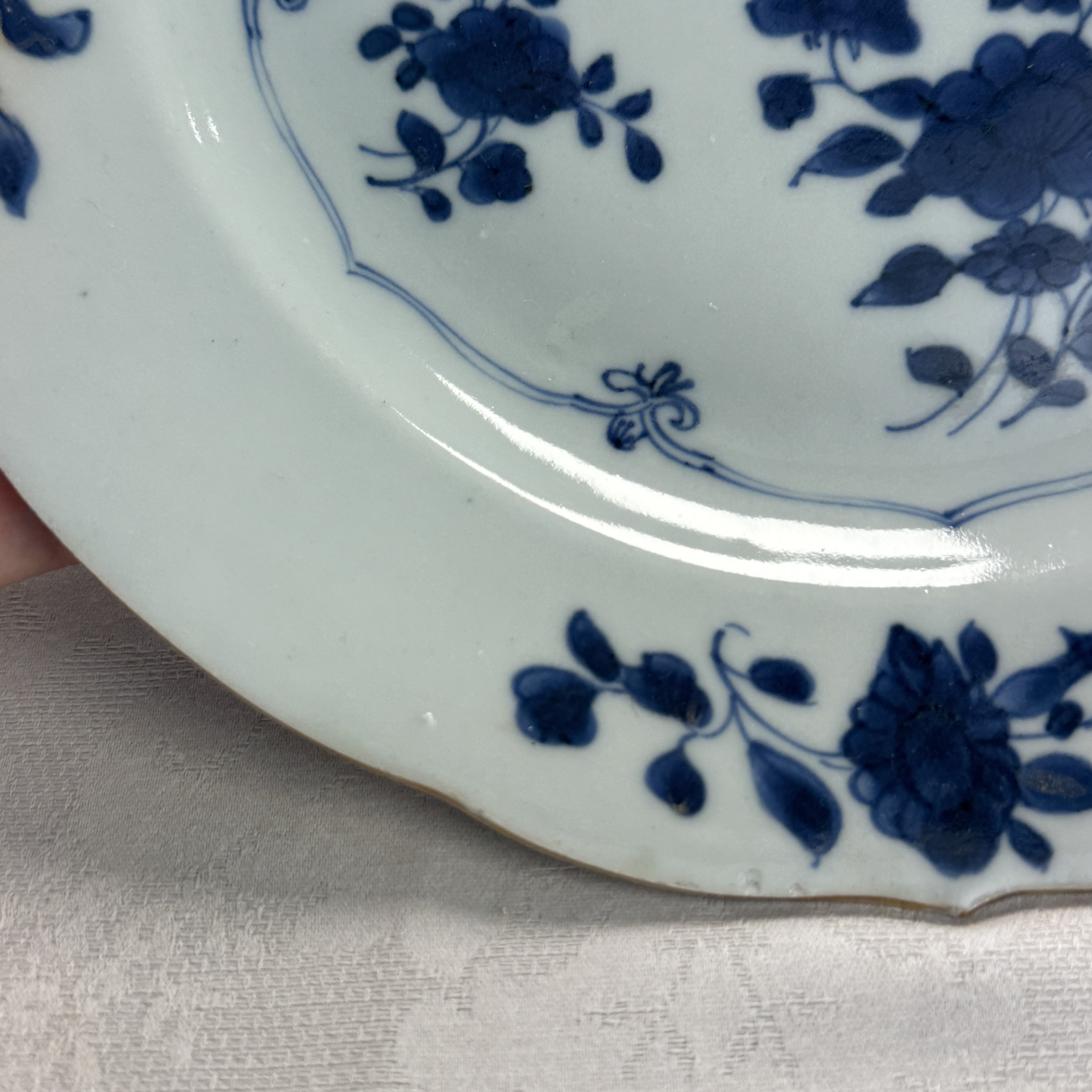 Eight Chinese blue and white plates and an Imari-style dish — photo 41