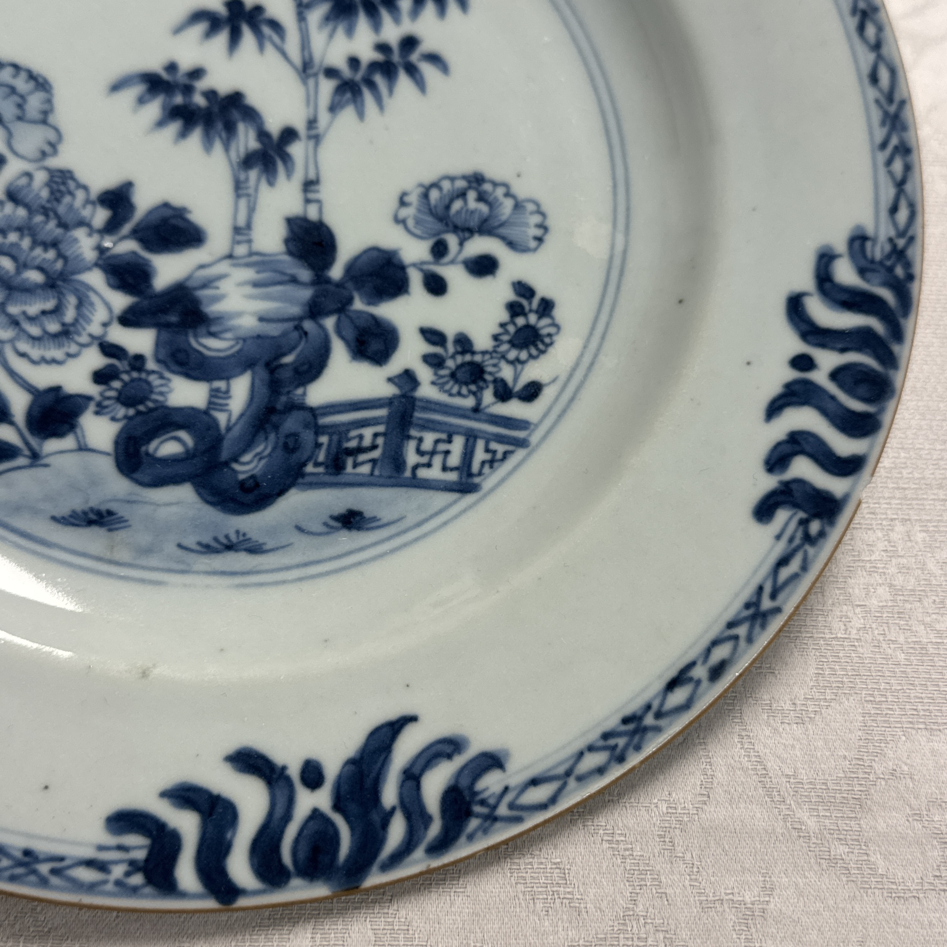 Eight Chinese blue and white plates and an Imari-style dish — photo 71