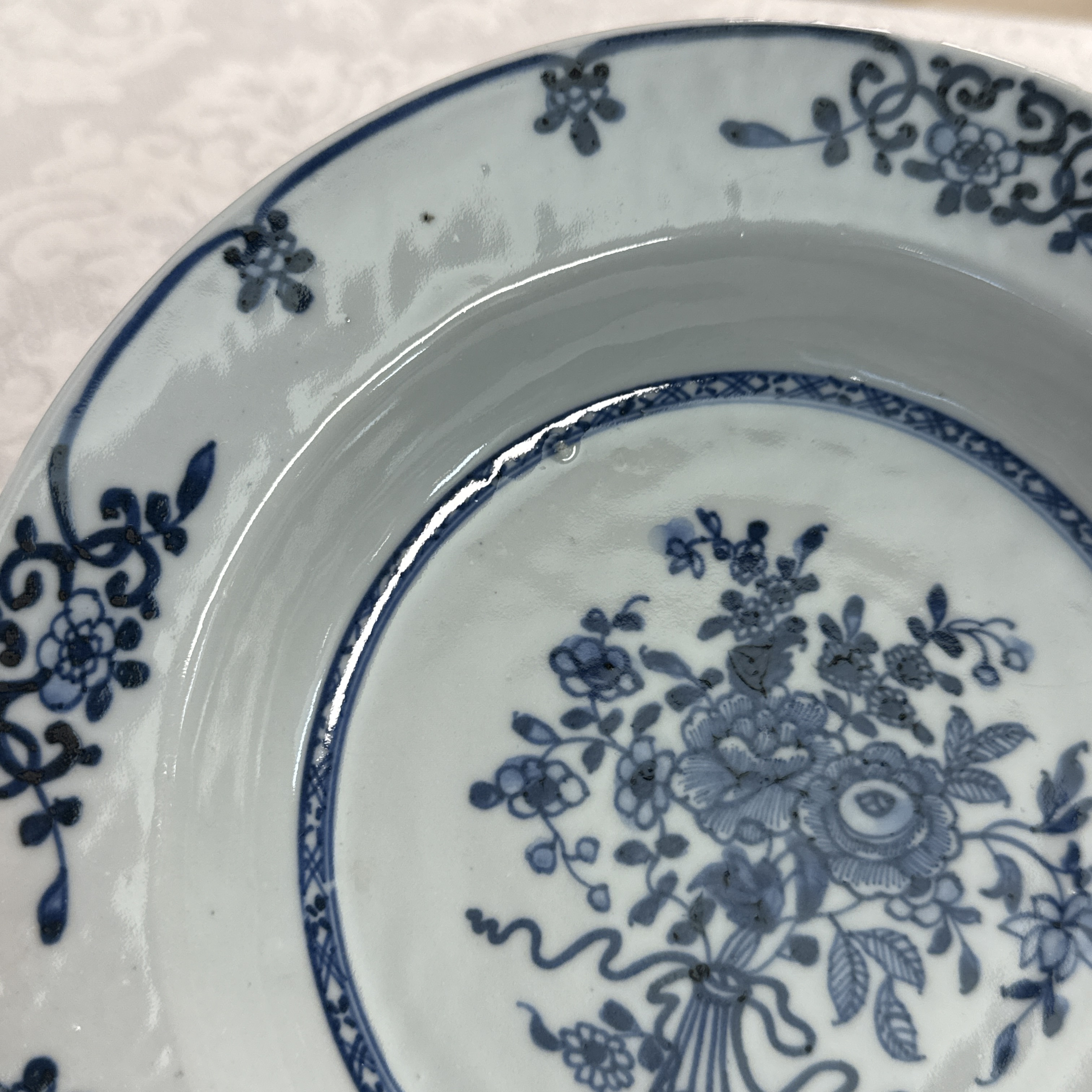 Eight Chinese blue and white plates and an Imari-style dish — photo 81