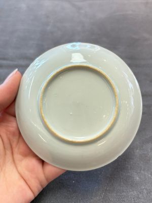 Eight Chinese blue, white and iron-red cups and twelve saucers, Kangxi/Yongzheng — 照片 28