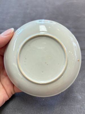 Eight Chinese blue, white and iron-red cups and twelve saucers, Kangxi/Yongzheng — 照片 30