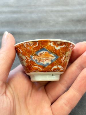 Eight Chinese blue, white and iron-red cups and twelve saucers, Kangxi/Yongzheng — 照片 44