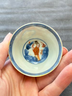 Eight Chinese blue, white and iron-red cups and twelve saucers, Kangxi/Yongzheng — 照片 50
