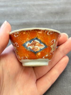 Eight Chinese blue, white and iron-red cups and twelve saucers, Kangxi/Yongzheng — 照片 62