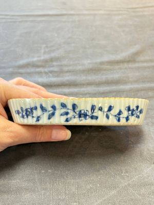 Eight Chinese blue, white, famille verte, and European-decorated wares, Kangxi/Qianlong — foto 12