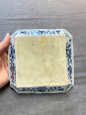 Eight Chinese blue, white, famille verte, and European-decorated wares, Kangxi/Qianlong — foto 2
