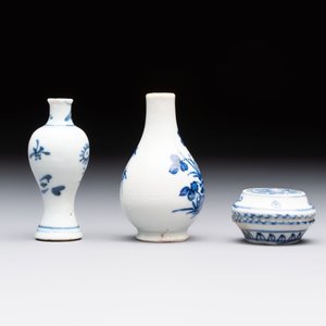 Eight Chinese blue, white, famille verte, and European-decorated wares, Kangxi/Qianlong — foto 13