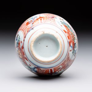 Eight Chinese blue, white, famille verte, and European-decorated wares, Kangxi/Qianlong — foto 21