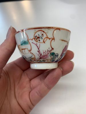 Eight Chinese Canton famille rose cups, 14 saucers and a teapot, Qianlong — photo 42